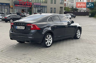 Седан Volvo S60 2016 в 