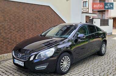 Седан Volvo S60 2012 в Львові