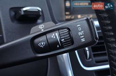 Седан Volvo S60 2015 в 