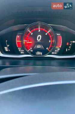 Седан Volvo S60 2016 в 