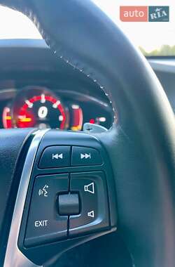 Седан Volvo S60 2016 в 