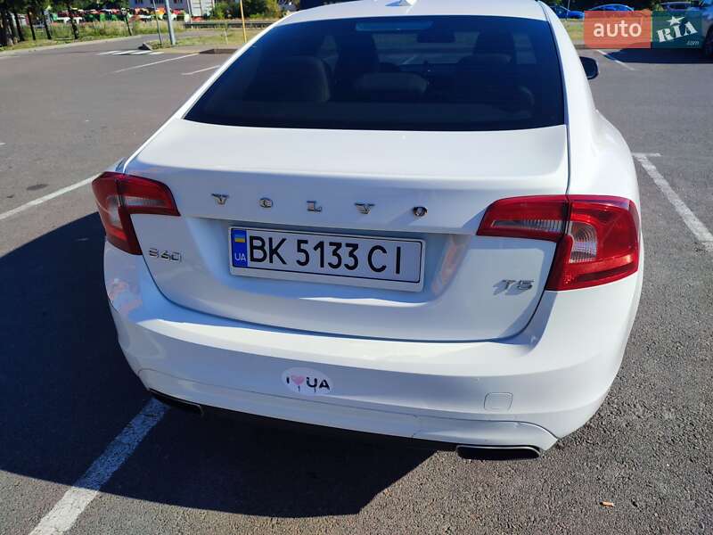 Седан Volvo S60 2015 в Ровно фото 3 Седан Volvo S60 2015 в Ровно