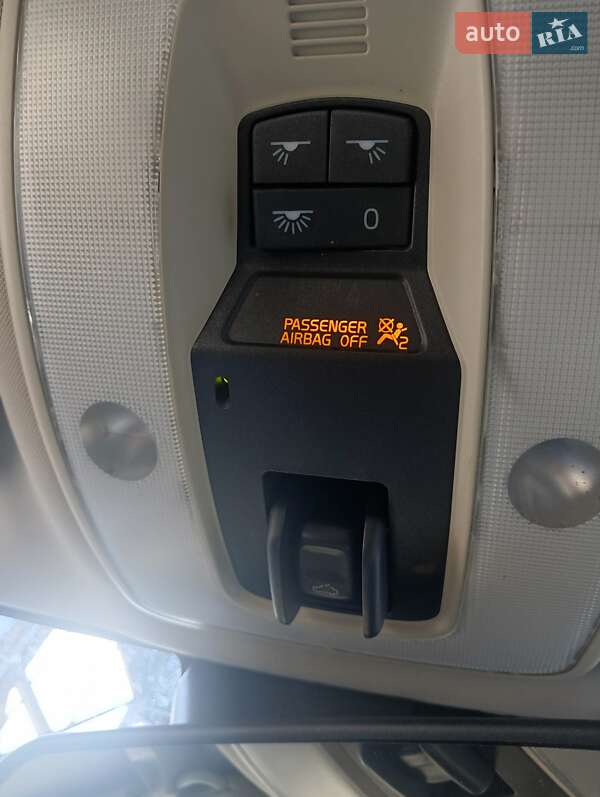 Седан Volvo S60 2011 в Києві