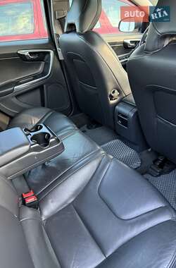 Седан Volvo S60 2011 в 
