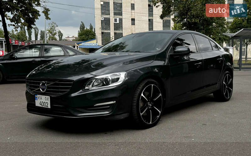Седан Volvo S60 2014 в 