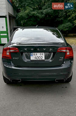 Седан Volvo S60 2014 в 