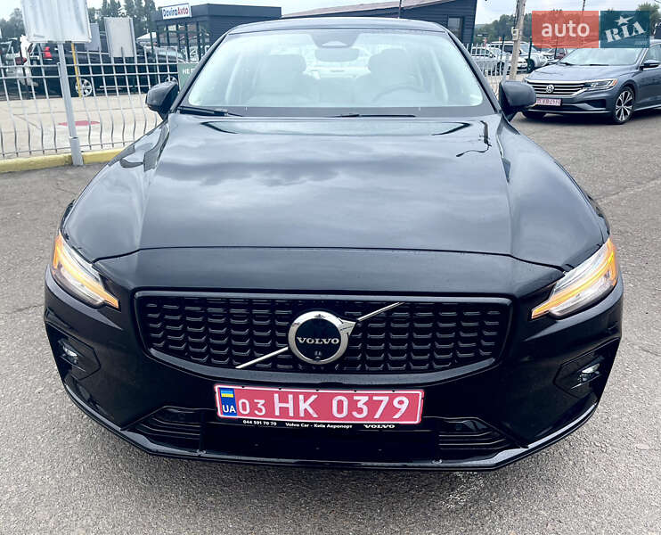 Volvo S60 2024