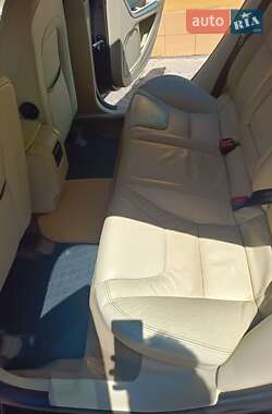 Седан Volvo S60 2013 в 