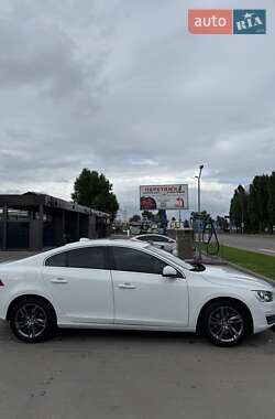 Седан Volvo S60 2014 в 