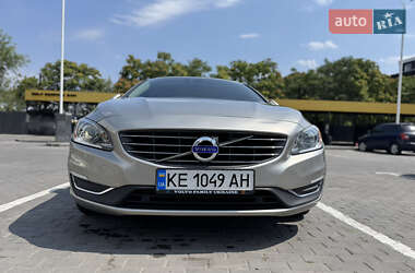 Седан Volvo S60 2014 в 