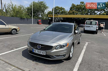 Седан Volvo S60 2014 в 