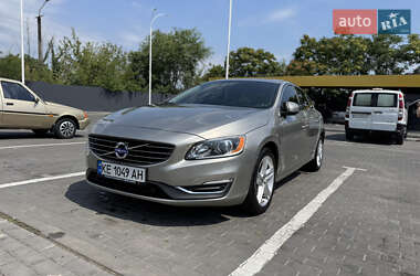 Седан Volvo S60 2014 в 