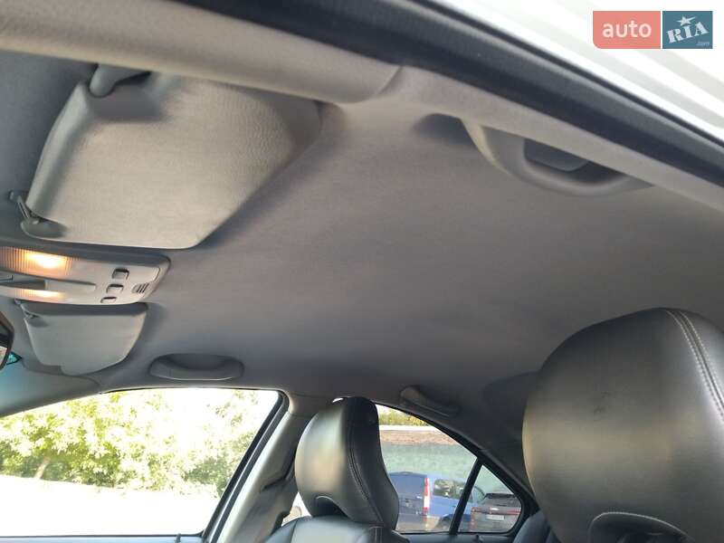 Седан Volvo S60 2001 в Володимирі