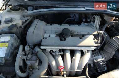 Седан Volvo S60 2001 в 