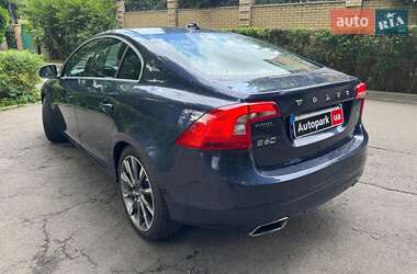 Седан Volvo S60 2014 в 