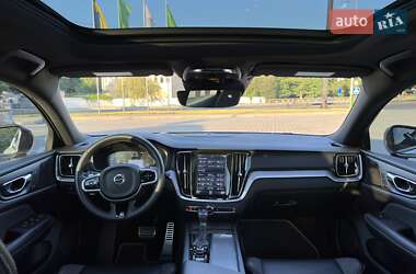 Седан Volvo S60 2019 в 