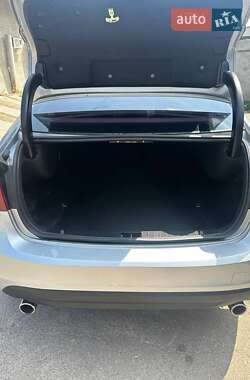 Седан Volvo S60 2013 в 