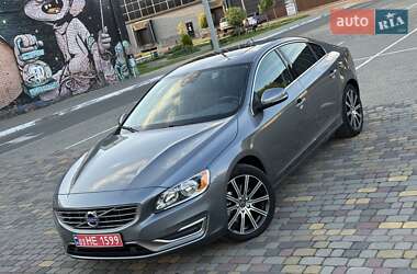 Седан Volvo S60 2017 в 