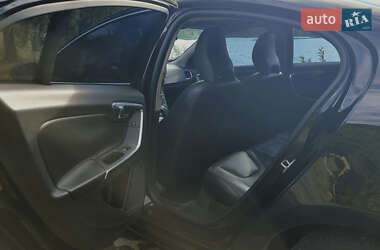 Седан Volvo S60 2014 в 