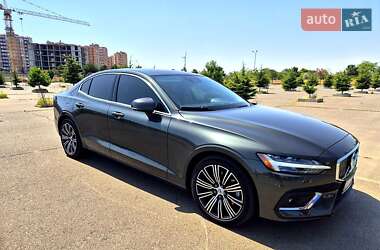 Седан Volvo S60 2020 в Одесі