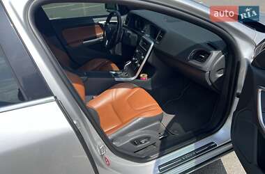 Седан Volvo S60 2014 в 