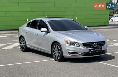 Седан Volvo S60 2014 в 
