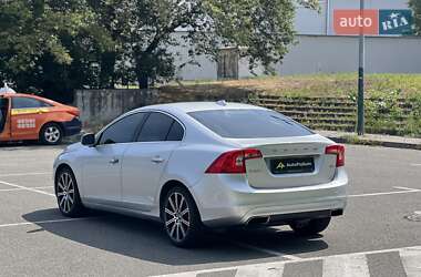 Седан Volvo S60 2014 в 
