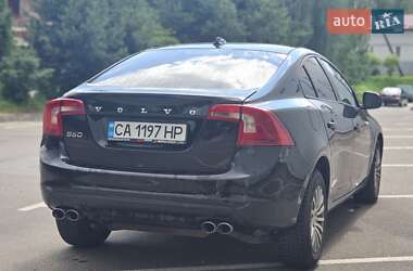 Седан Volvo S60 2012 в 