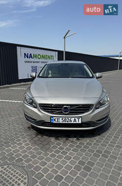 Седан Volvo S60 2016 в Дніпрі
