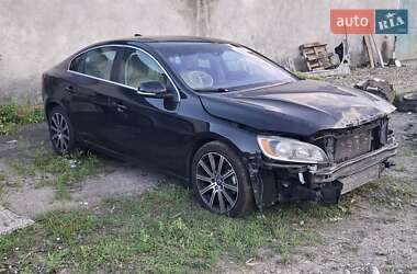 Седан Volvo S60 2016 в 