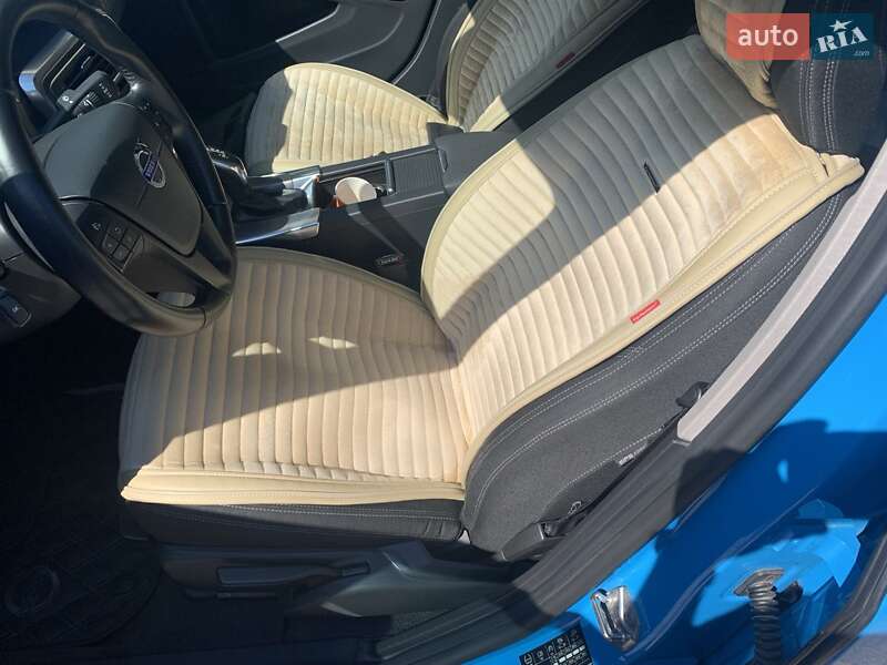 Седан Volvo S60 2013 в Кропивницькому