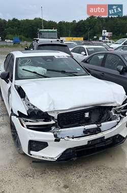 Седан Volvo S60 2023 в Києві
