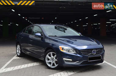 Седан Volvo S60 2014 в Києві