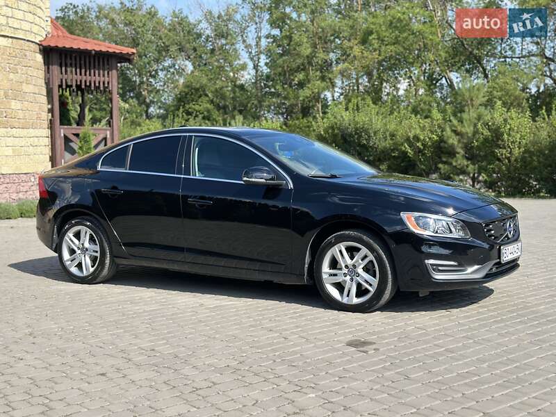 Седан Volvo S60 2014 в Тернополе