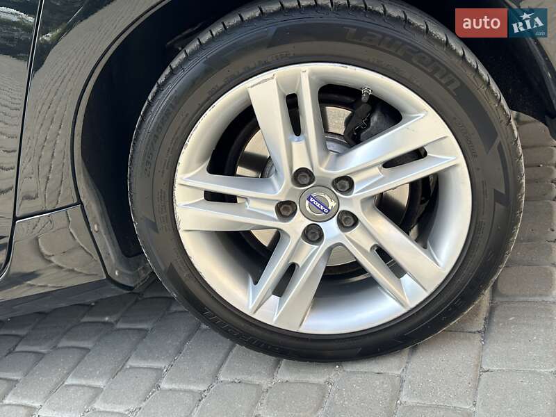 Седан Volvo S60 2014 в Тернополе