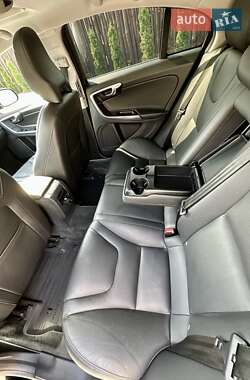 Седан Volvo S60 2014 в 