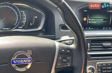 Седан Volvo S60 2016 в 