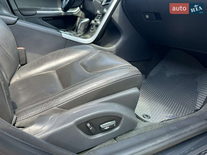 Седан Volvo S60 2013 в Нежине