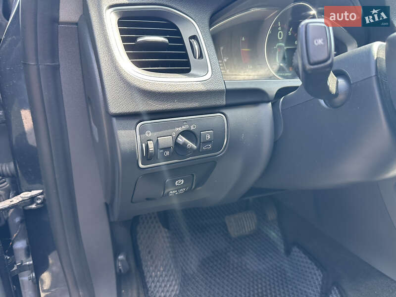 Седан Volvo S60 2013 в Нежине