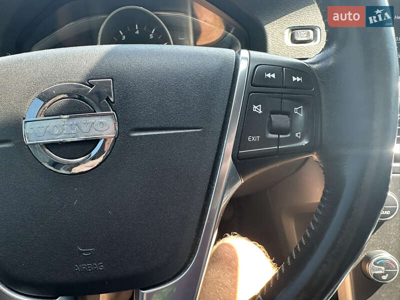 Седан Volvo S60 2013 в Нежине