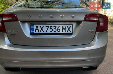 Седан Volvo S60 2014 в 