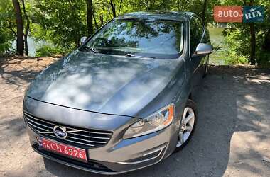 Седан Volvo S60 2016 в 