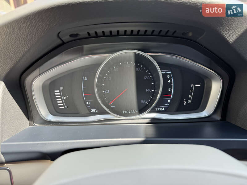 Седан Volvo S60 2014 в Днепре