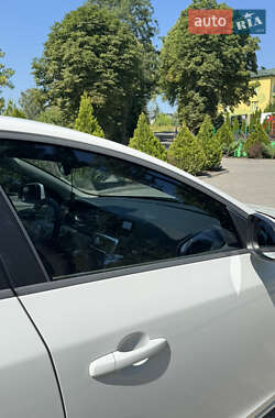 Седан Volvo S60 2015 в 