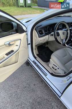 Седан Volvo S60 2014 в 