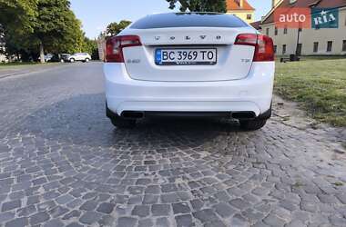 Седан Volvo S60 2014 в 