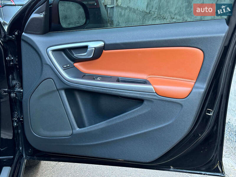 Седан Volvo S60 2017 в Виннице фото 24 Седан Volvo S60 2017 в Виннице