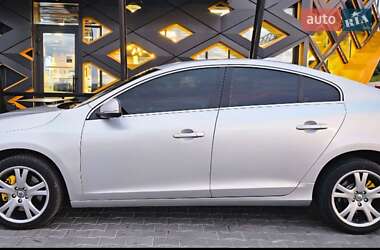 Седан Volvo S60 2013 в 