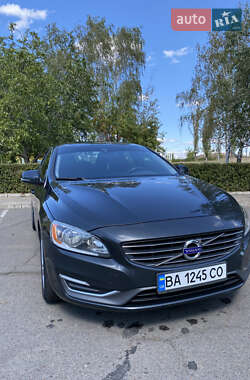 Седан Volvo S60 2013 в 