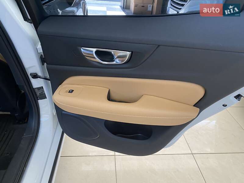 Седан Volvo S60 2019 в Одессе